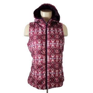 Title Nine Puffer Vest Hood Quilted Sz S Zip-Up Maroon Pink Ikat Golf Outdoors